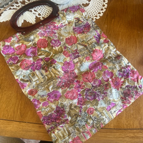 Vintage 1960s Lady’s Pride Adjustable Size Bag with Lucite Handles - Picture 4 of 6